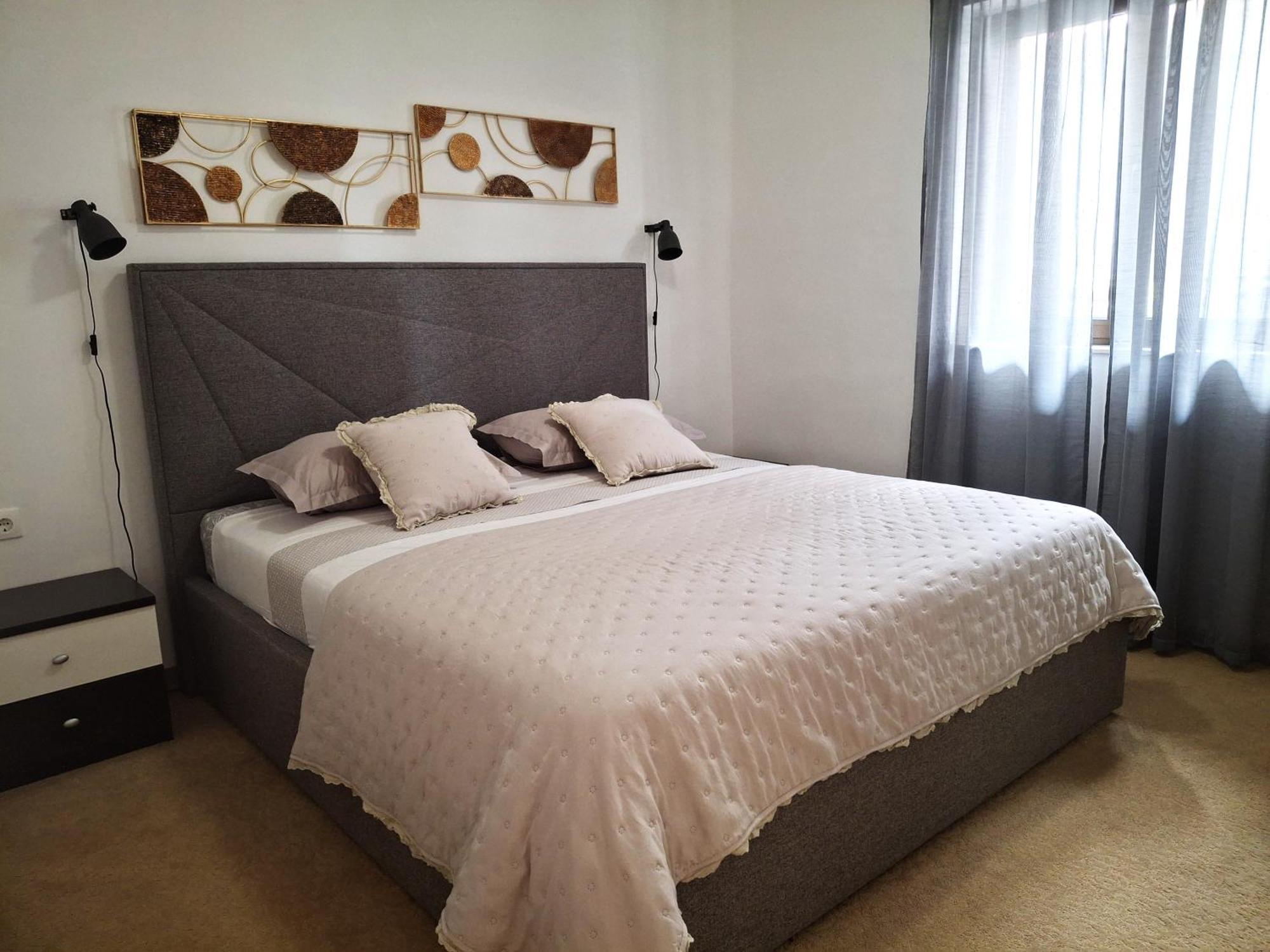 פודסטראנה Holiday Home Petra מראה חיצוני תמונה