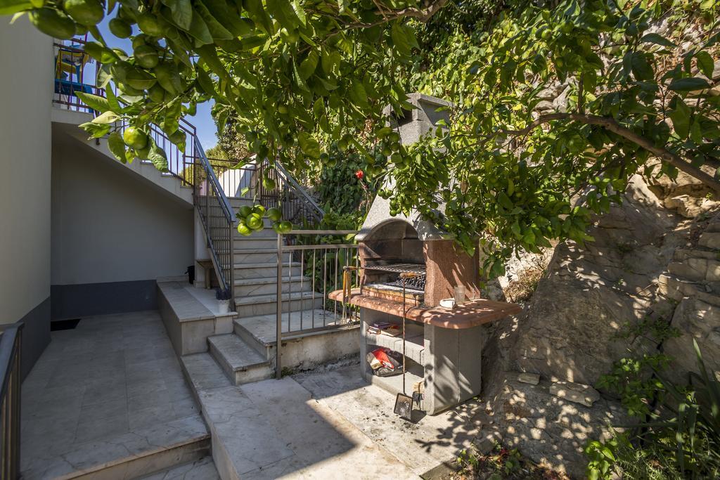 פודסטראנה Holiday Home Petra מראה חיצוני תמונה