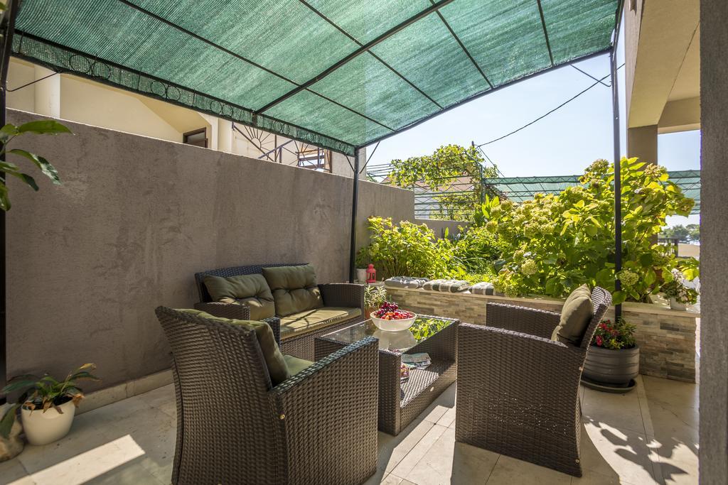 פודסטראנה Holiday Home Petra מראה חיצוני תמונה