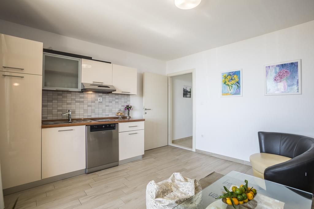 פודסטראנה Holiday Home Petra מראה חיצוני תמונה